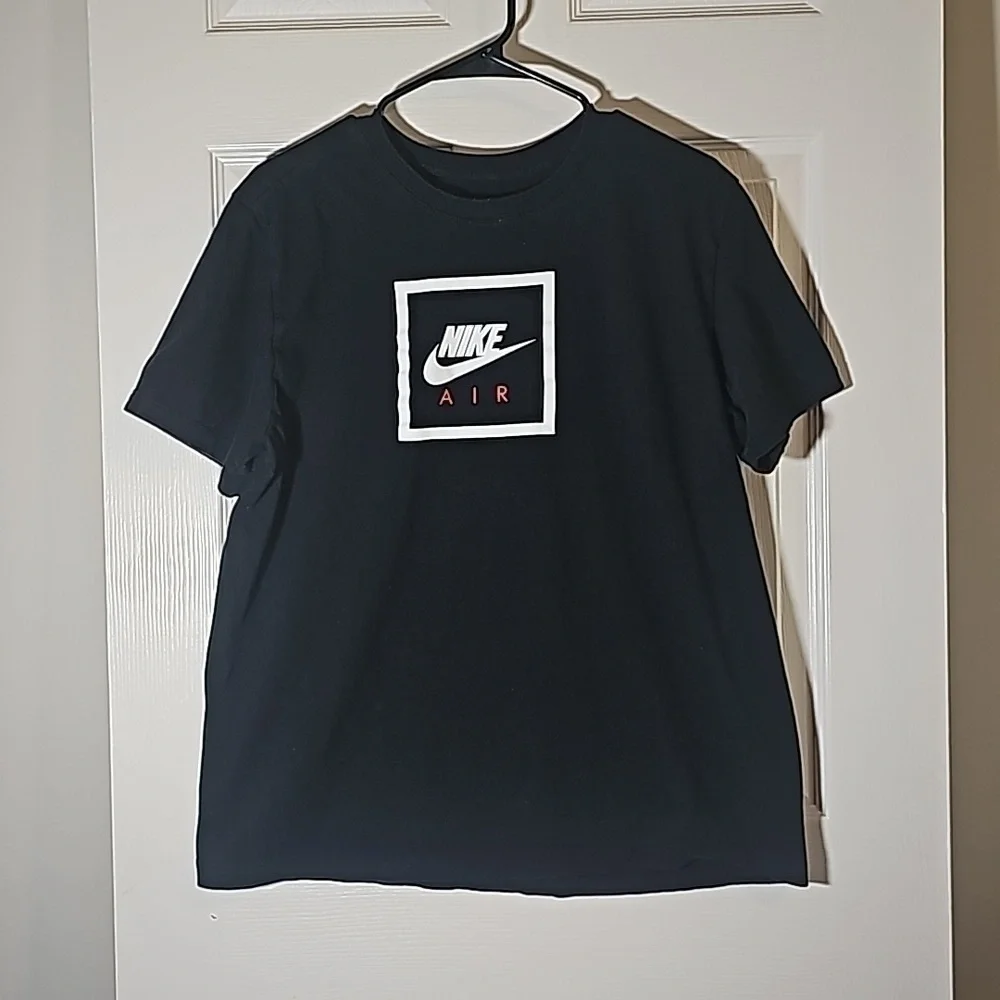 Nike Air Black The Nike Tee Short Sleeve Cotton Logo T-shirt Size L